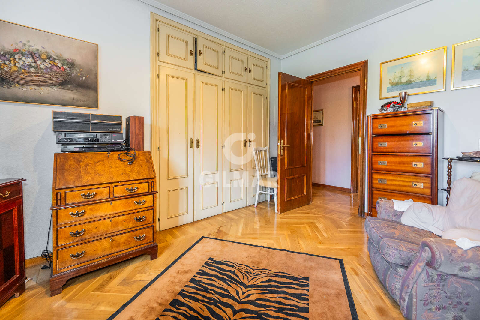 Property slider Gilmar