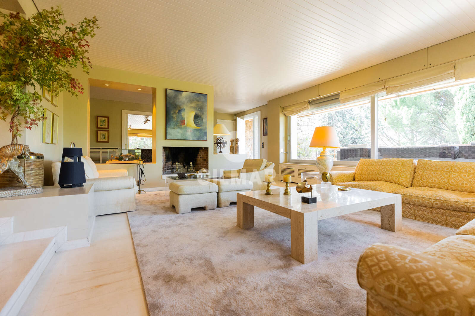 Property slider Gilmar