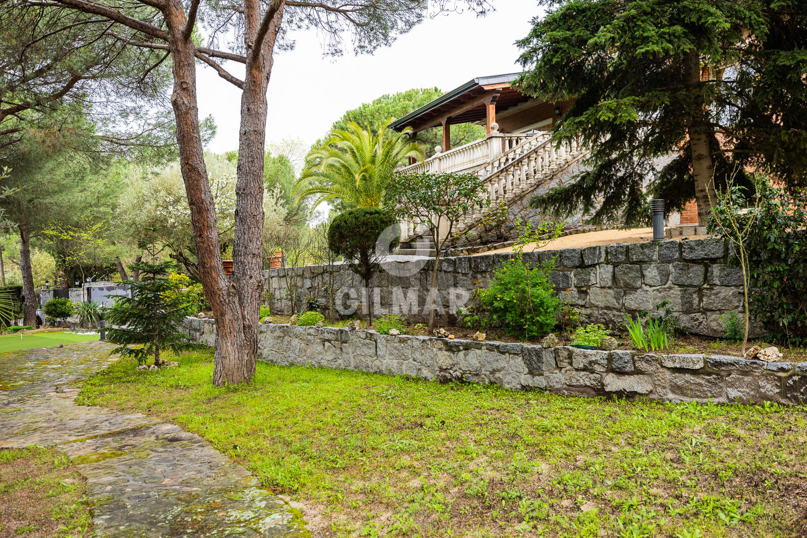 Property slider Gilmar