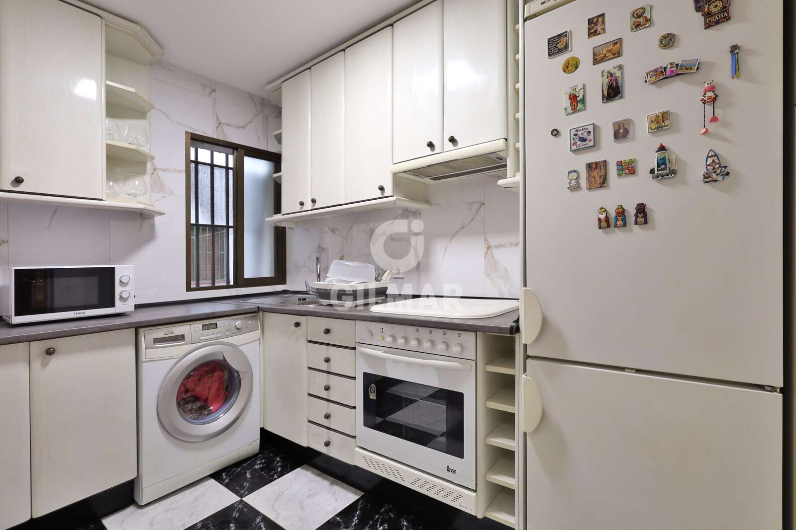 Property slider Gilmar