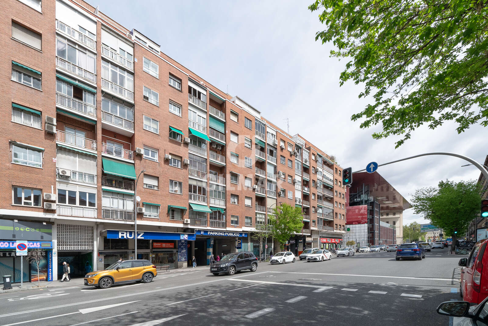 Property slider Gilmar