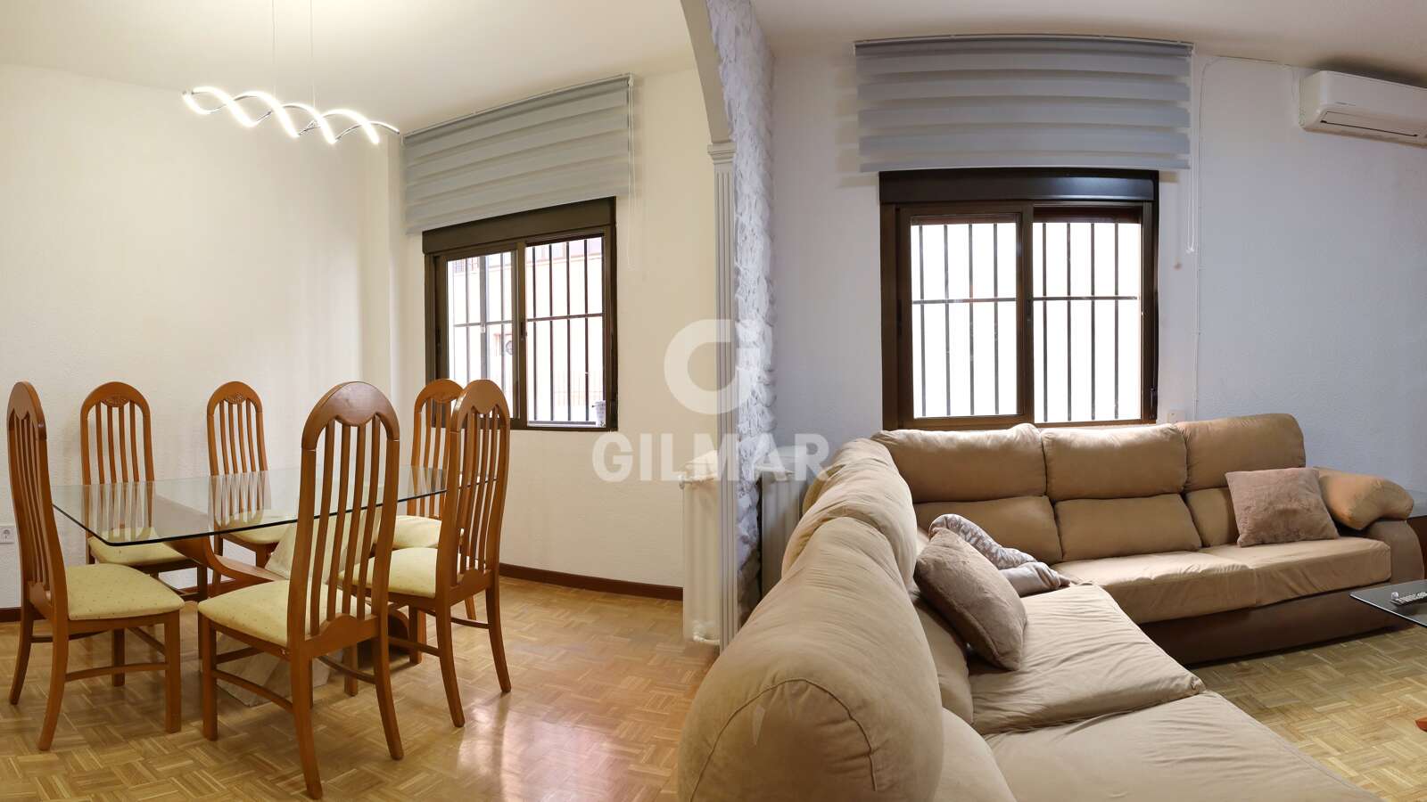 Property slider Gilmar