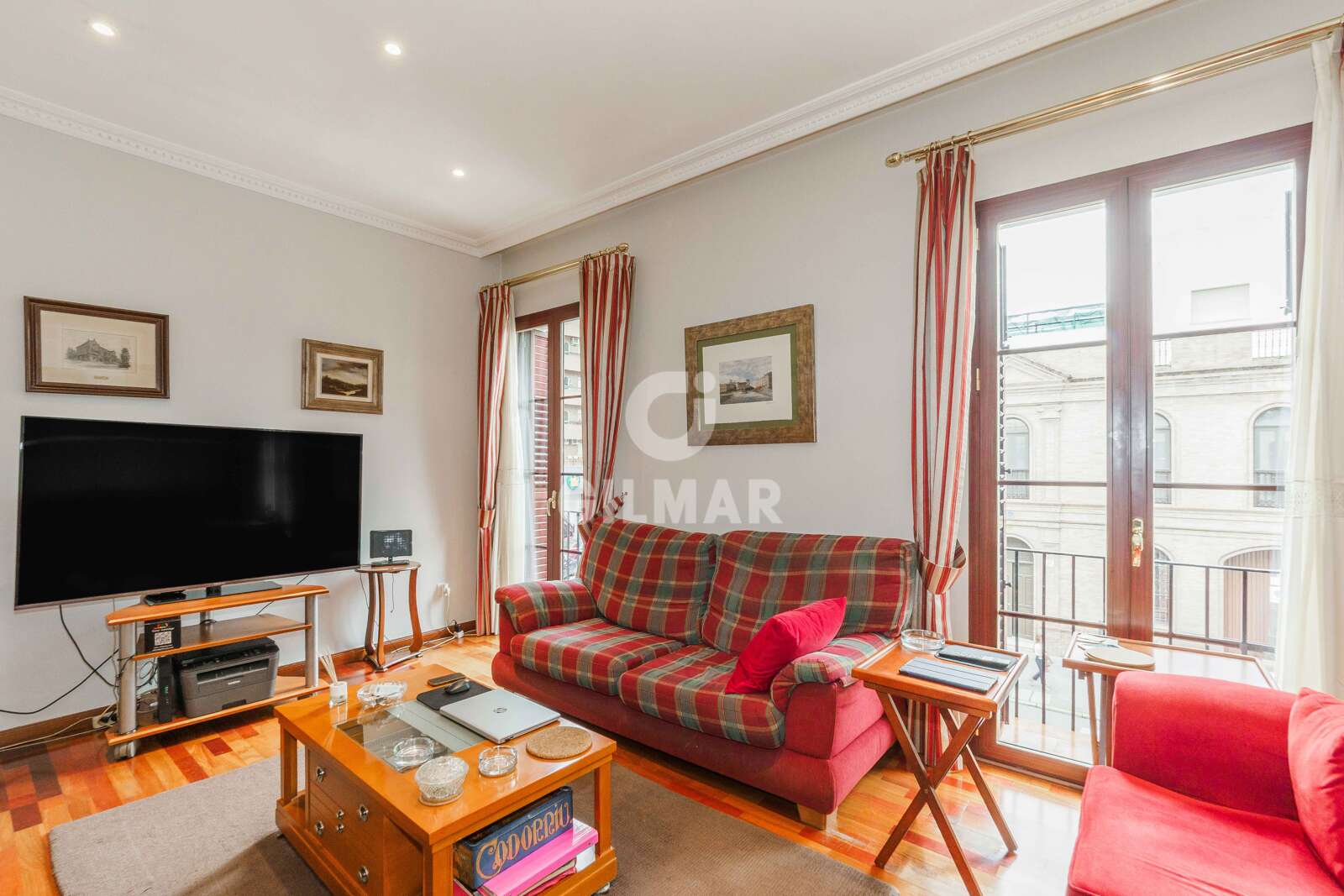 Property slider Gilmar