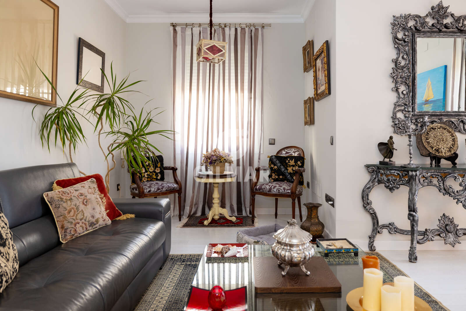 Property slider Gilmar