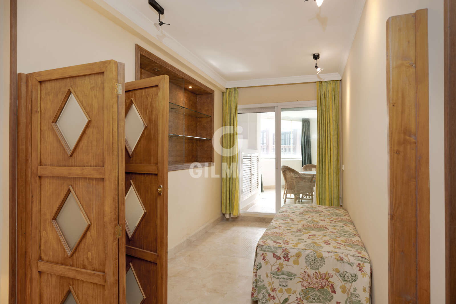 Property slider Gilmar