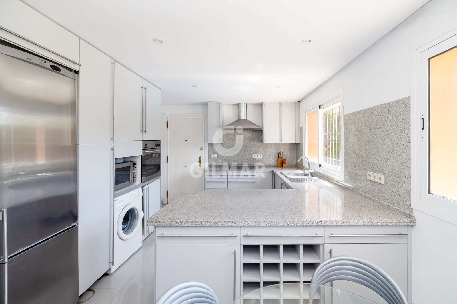 Property slider Gilmar