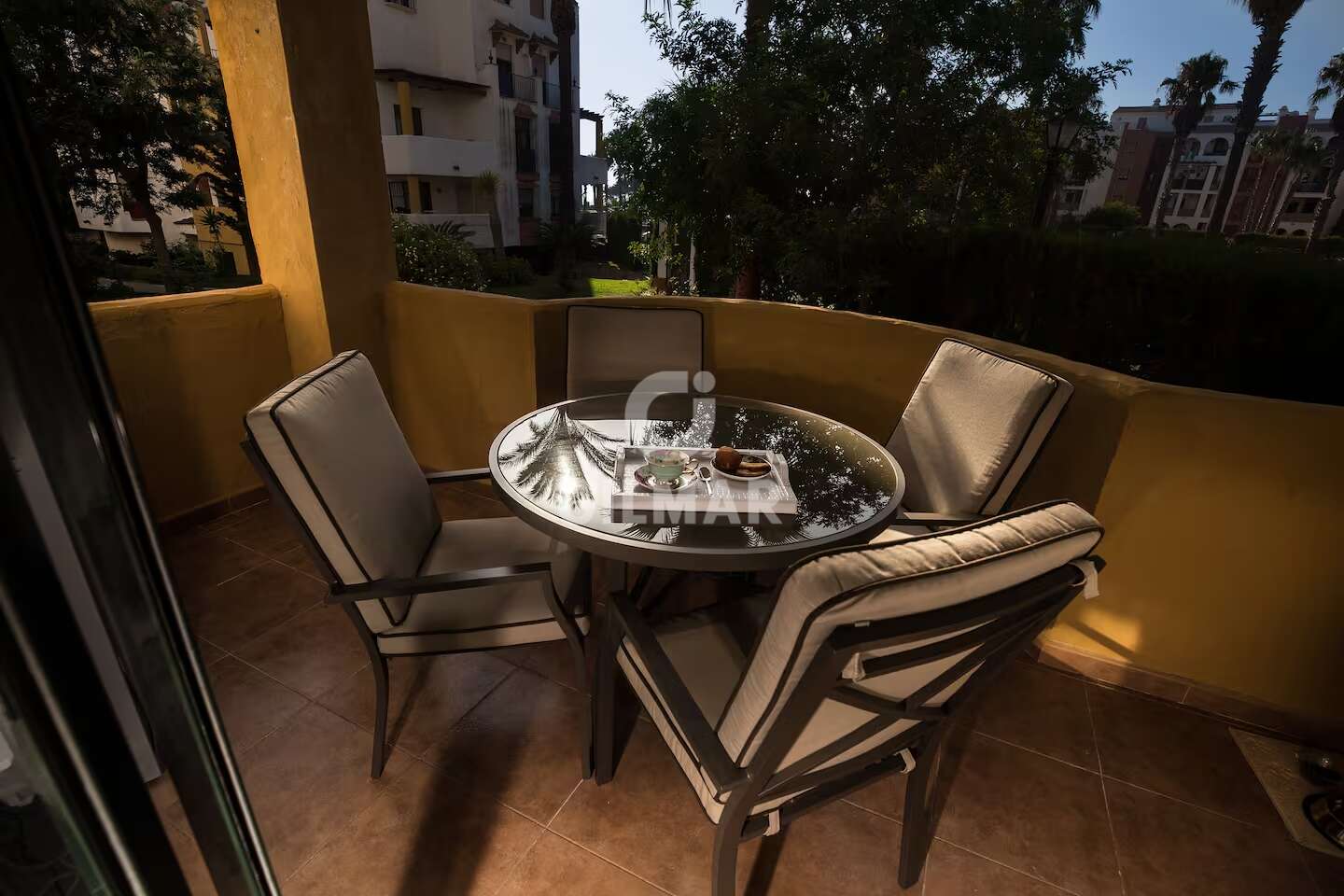Property slider Gilmar
