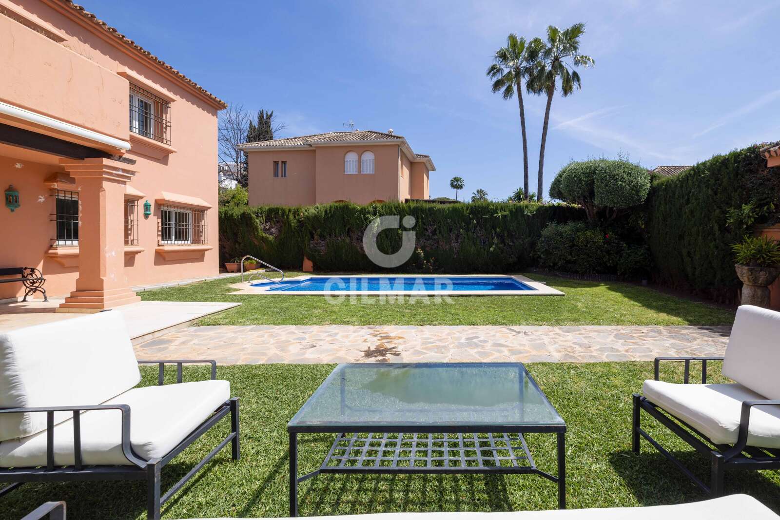 Property slider Gilmar