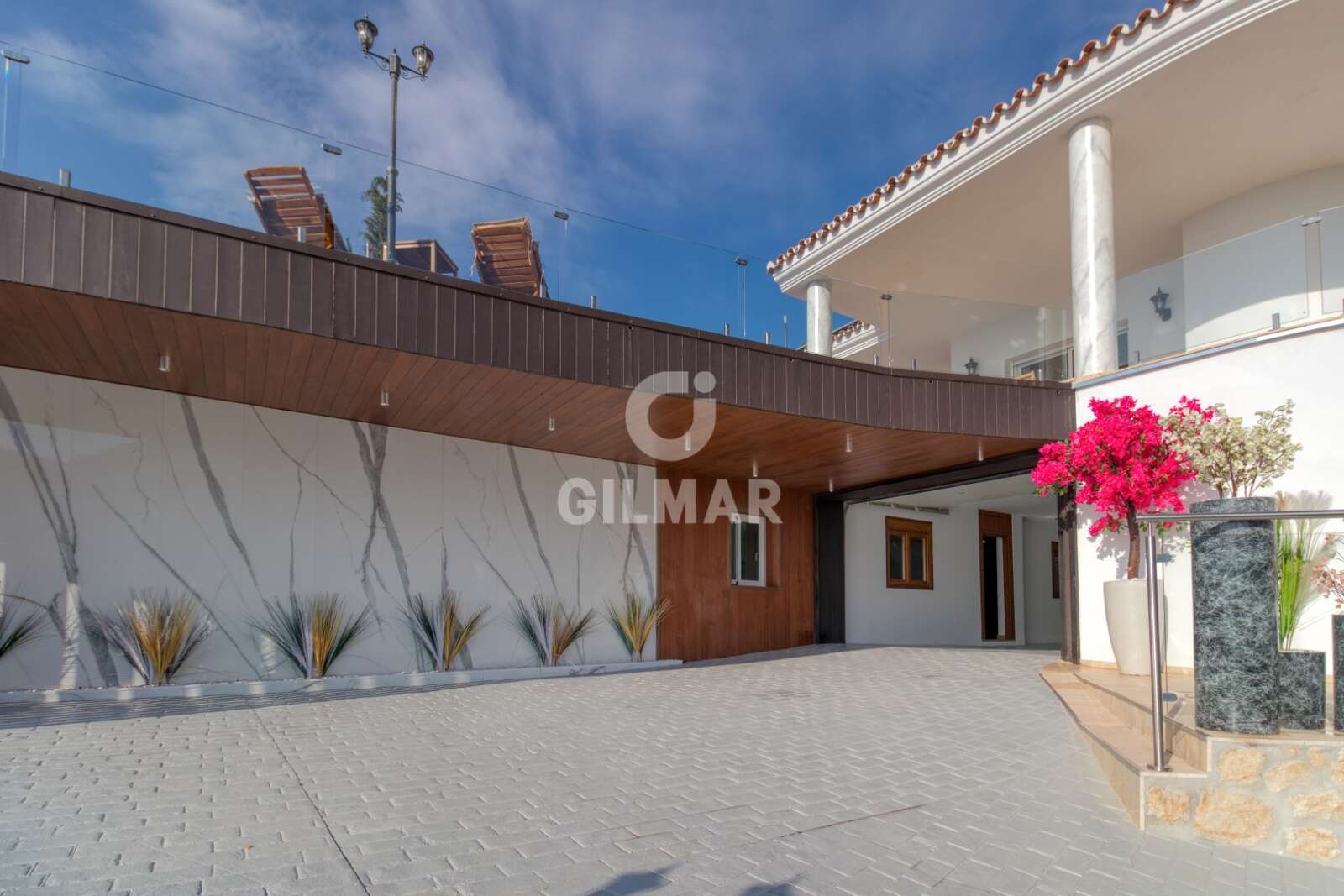 Property slider Gilmar