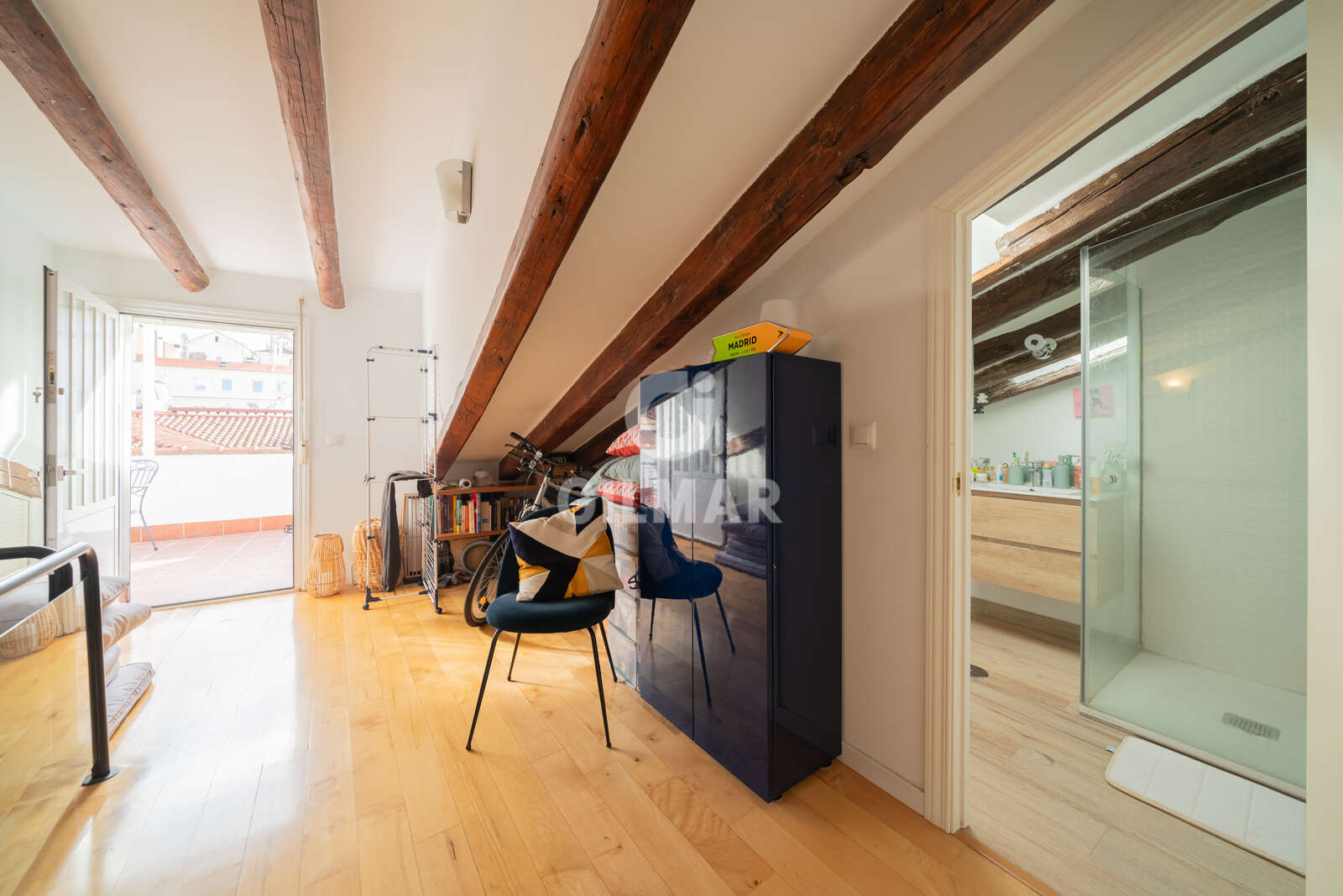 Property slider Gilmar