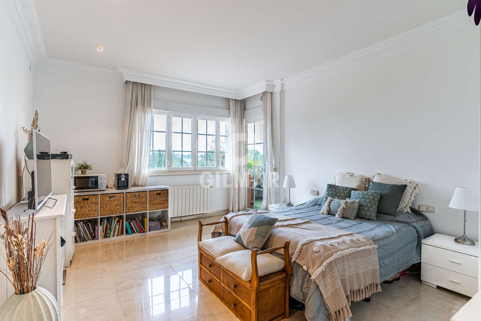 Property slider Gilmar
