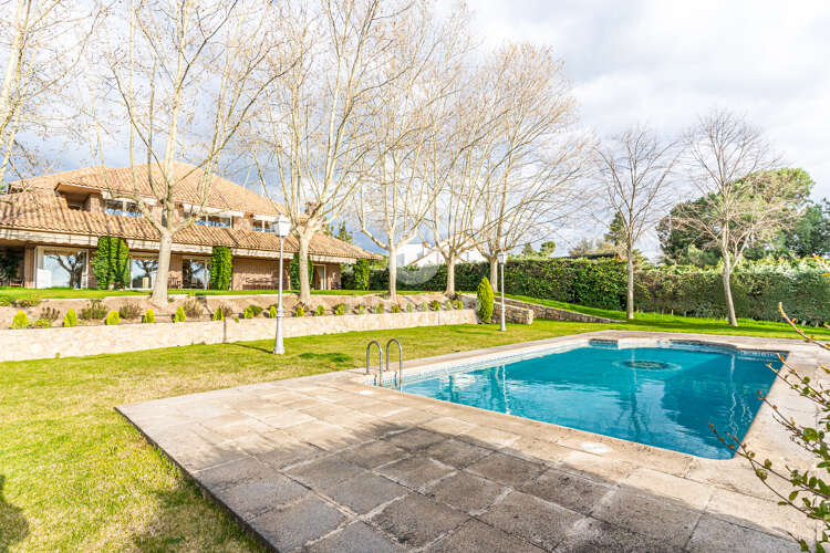 Chalet Independiente en venta en Pozuelo de Alarcón – Madrid | Gilmar