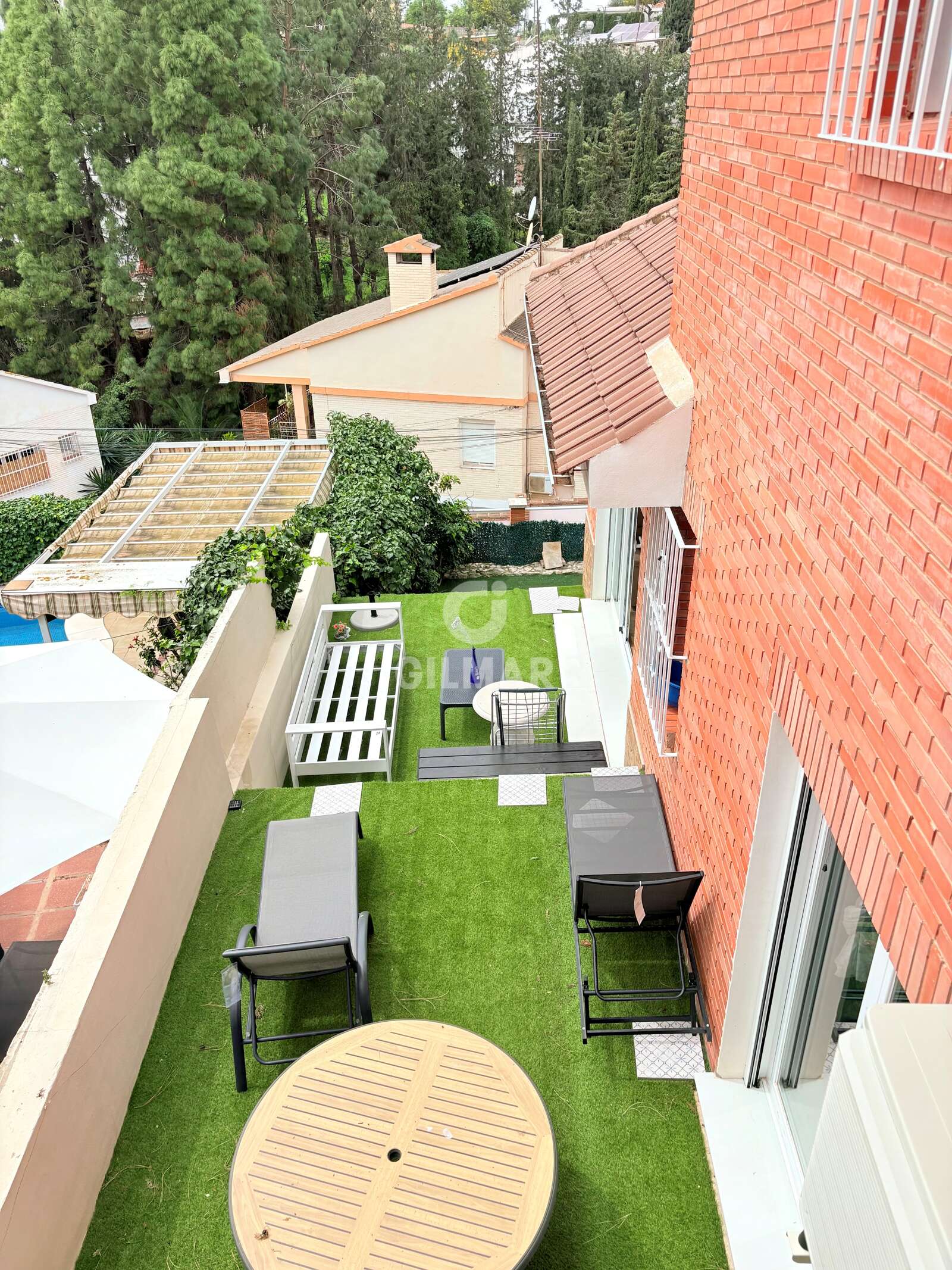 Property slider Gilmar