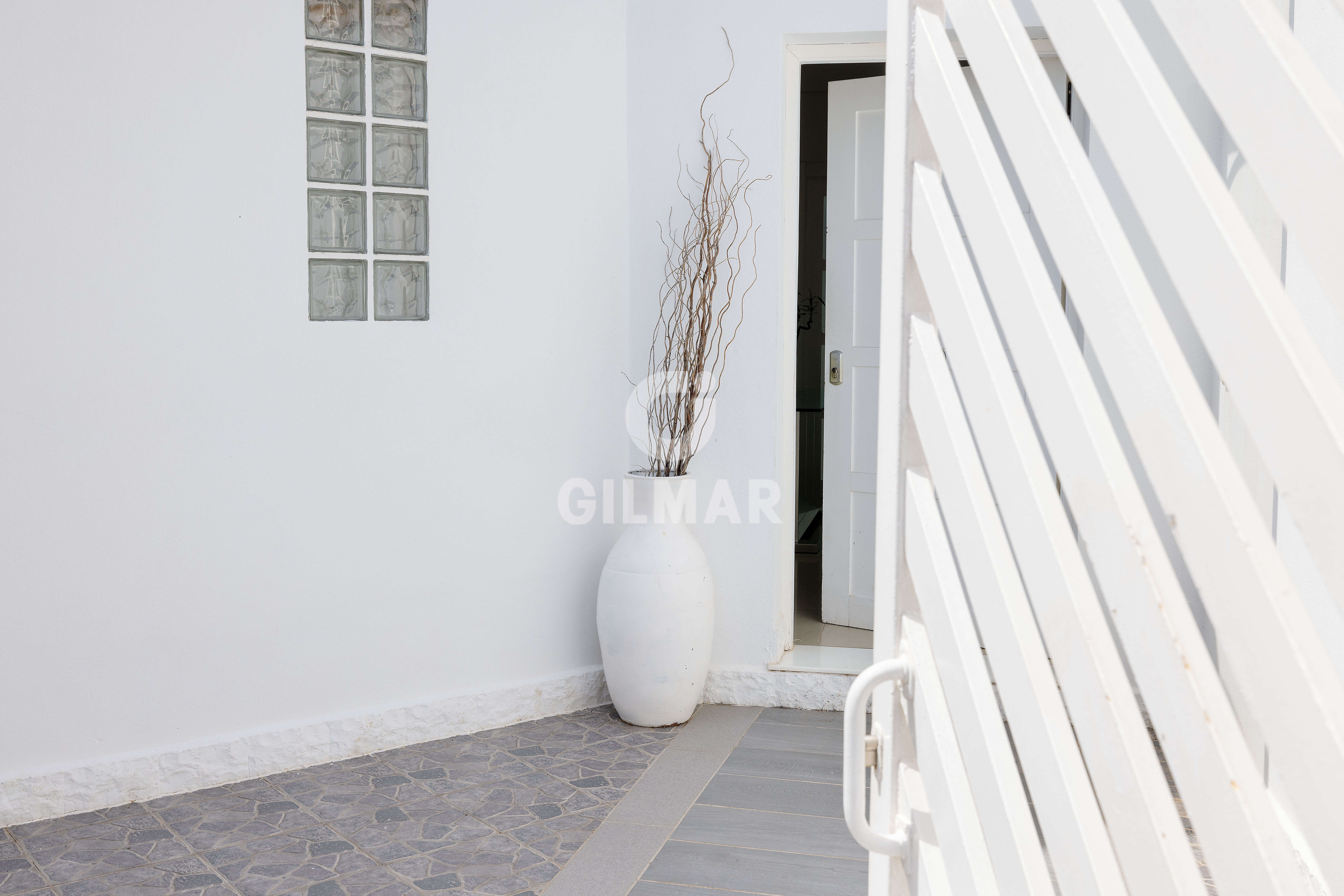 properties images