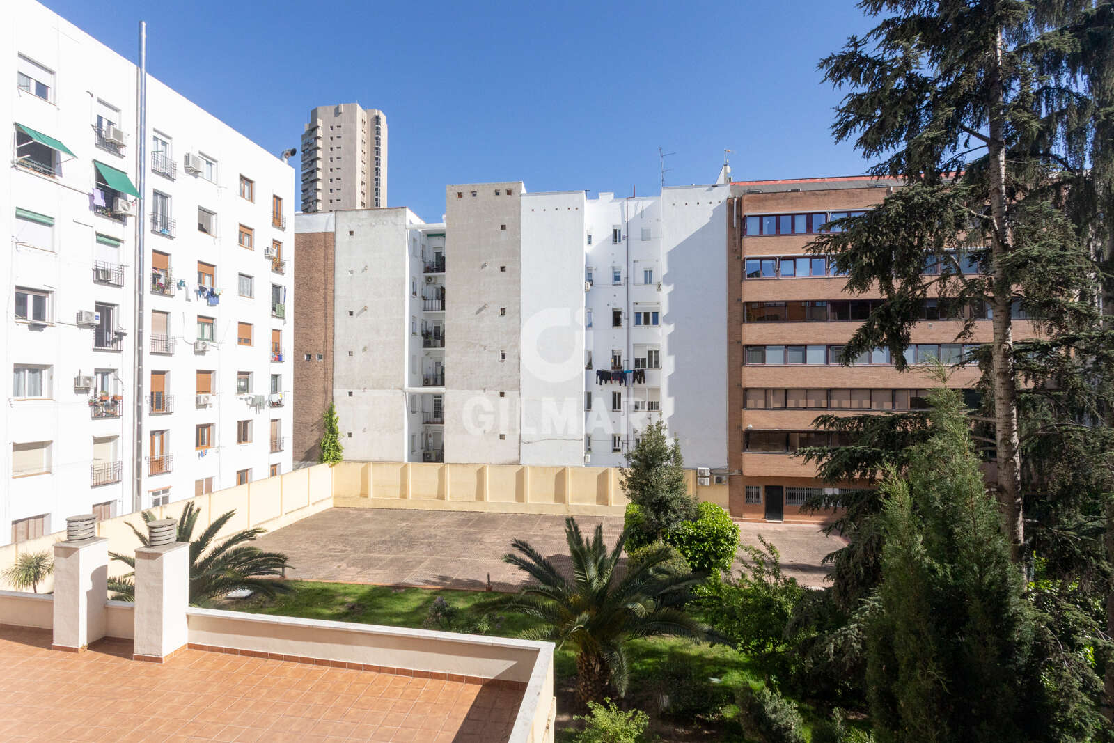 Property slider Gilmar