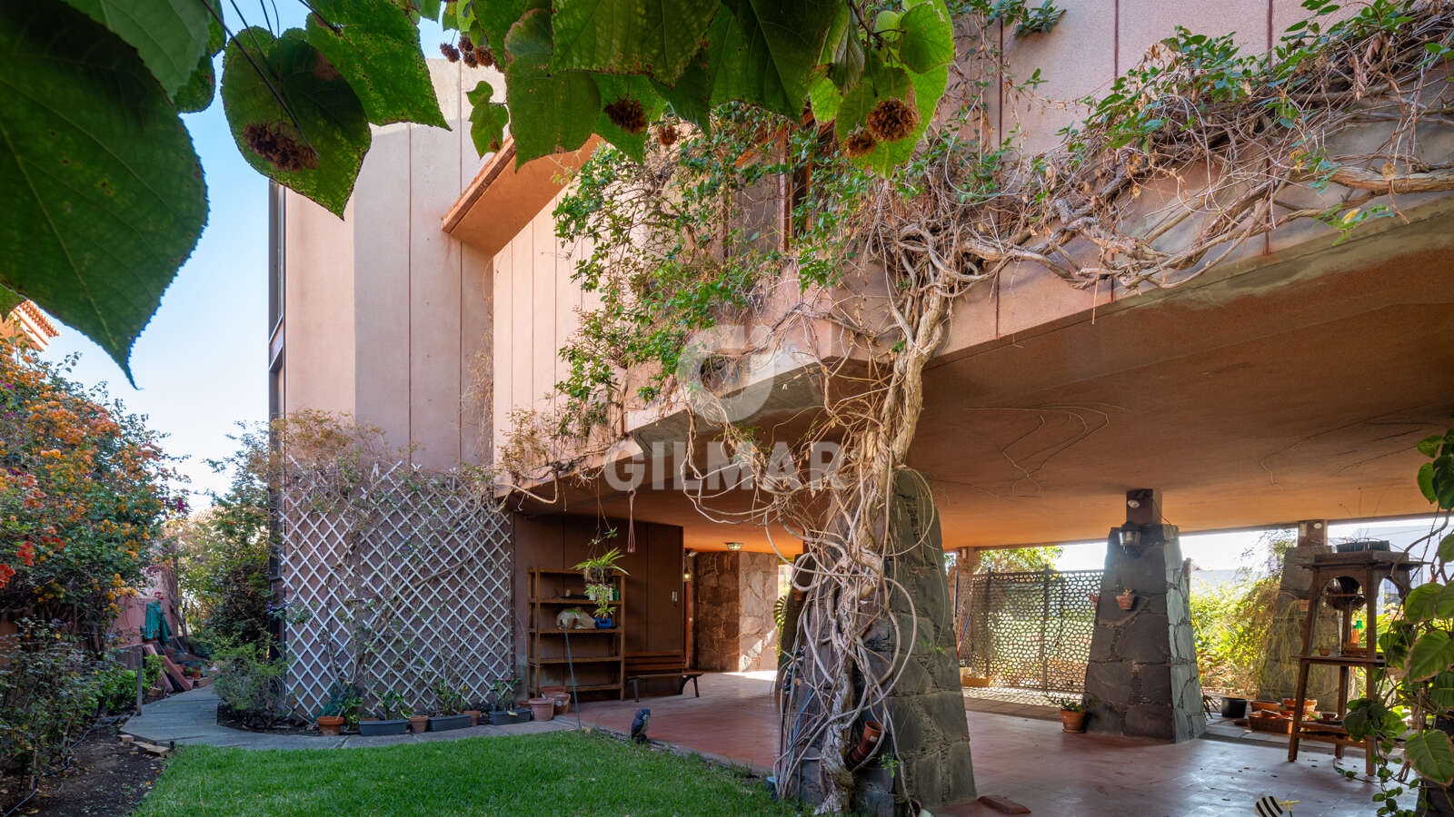 Property slider Gilmar
