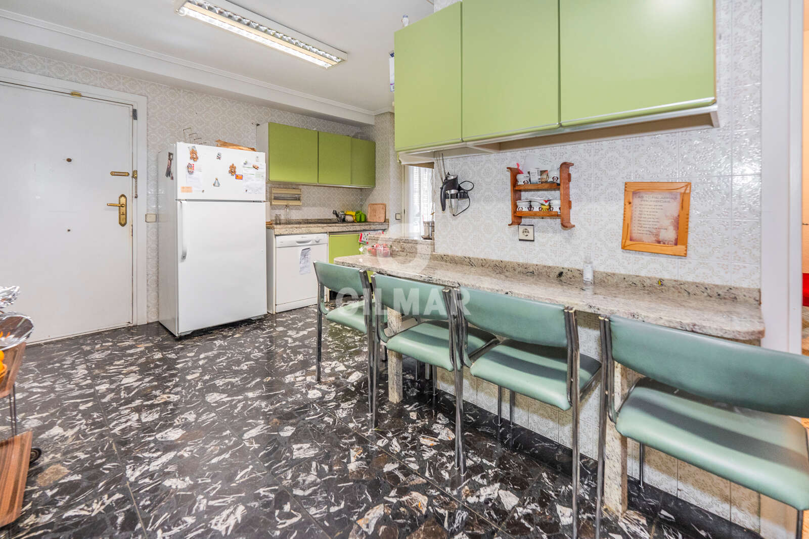 Property slider Gilmar