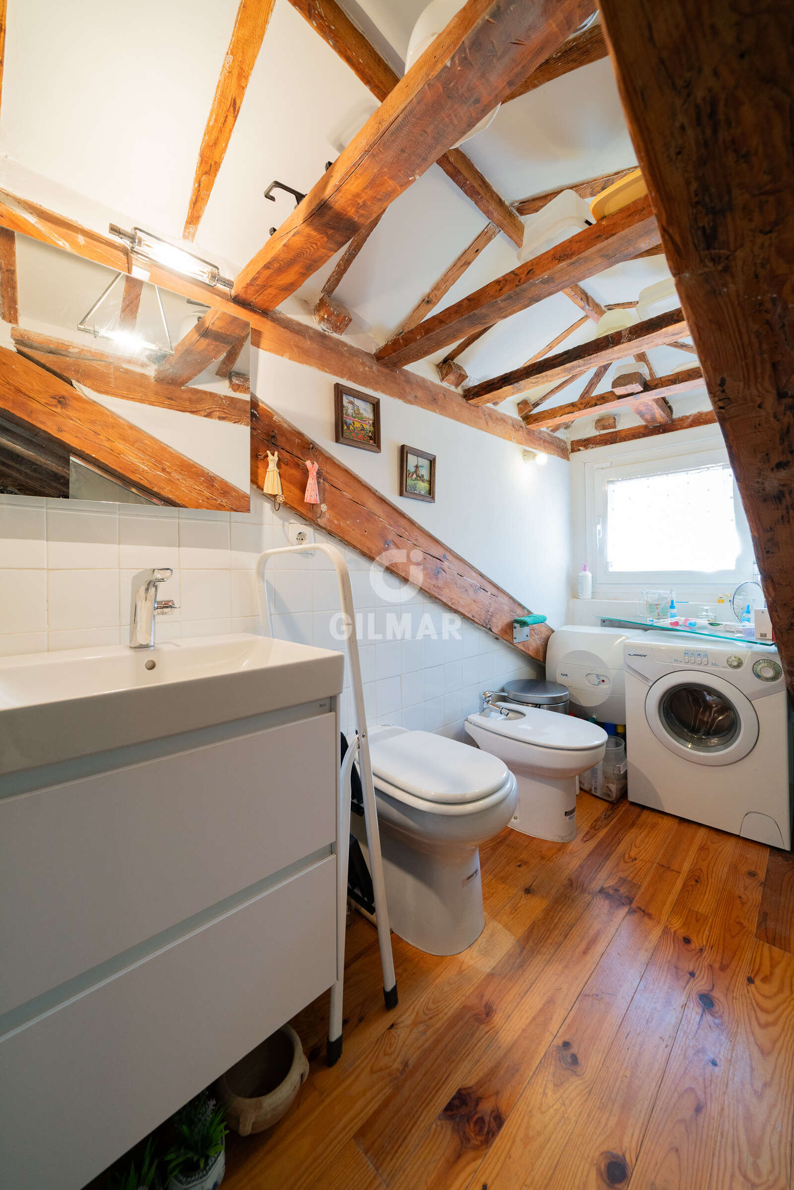Property slider Gilmar