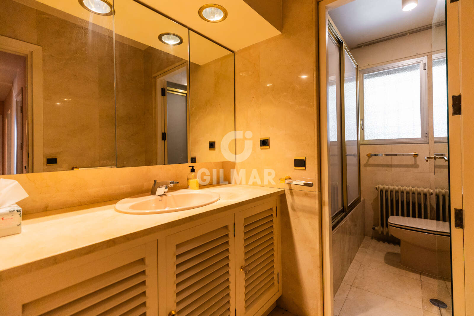 Property slider Gilmar