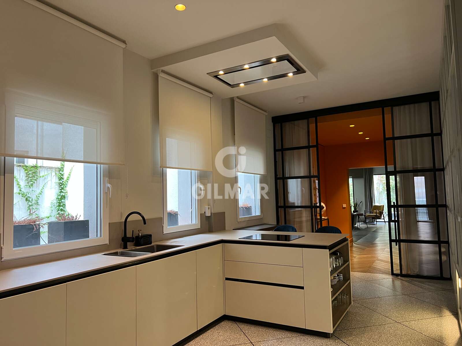 Property slider Gilmar