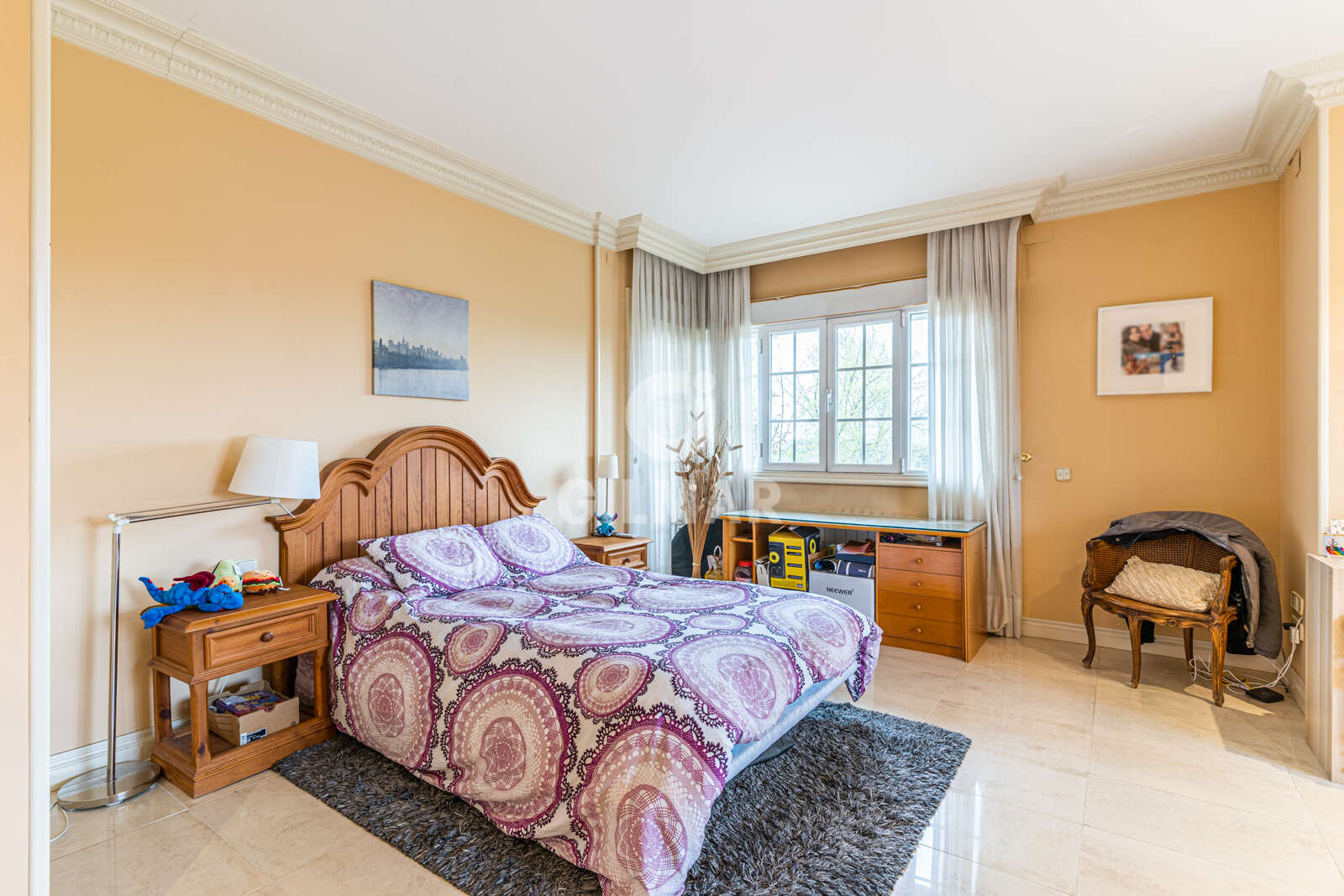 Property slider Gilmar