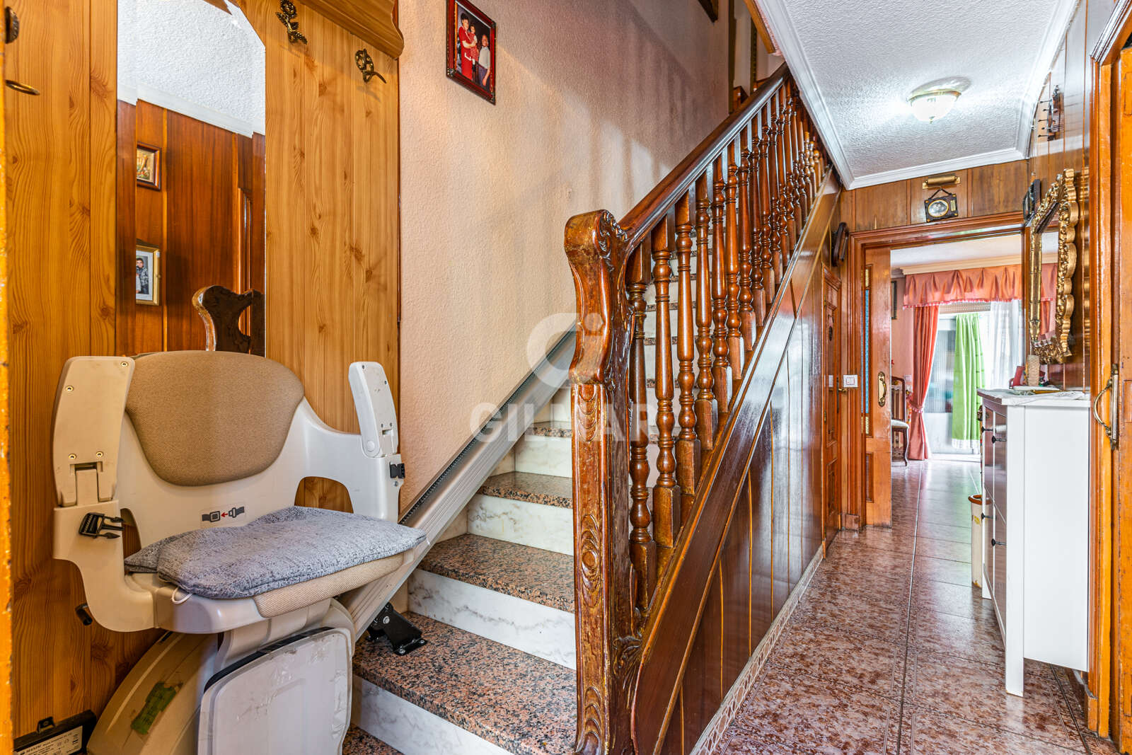 Property slider Gilmar