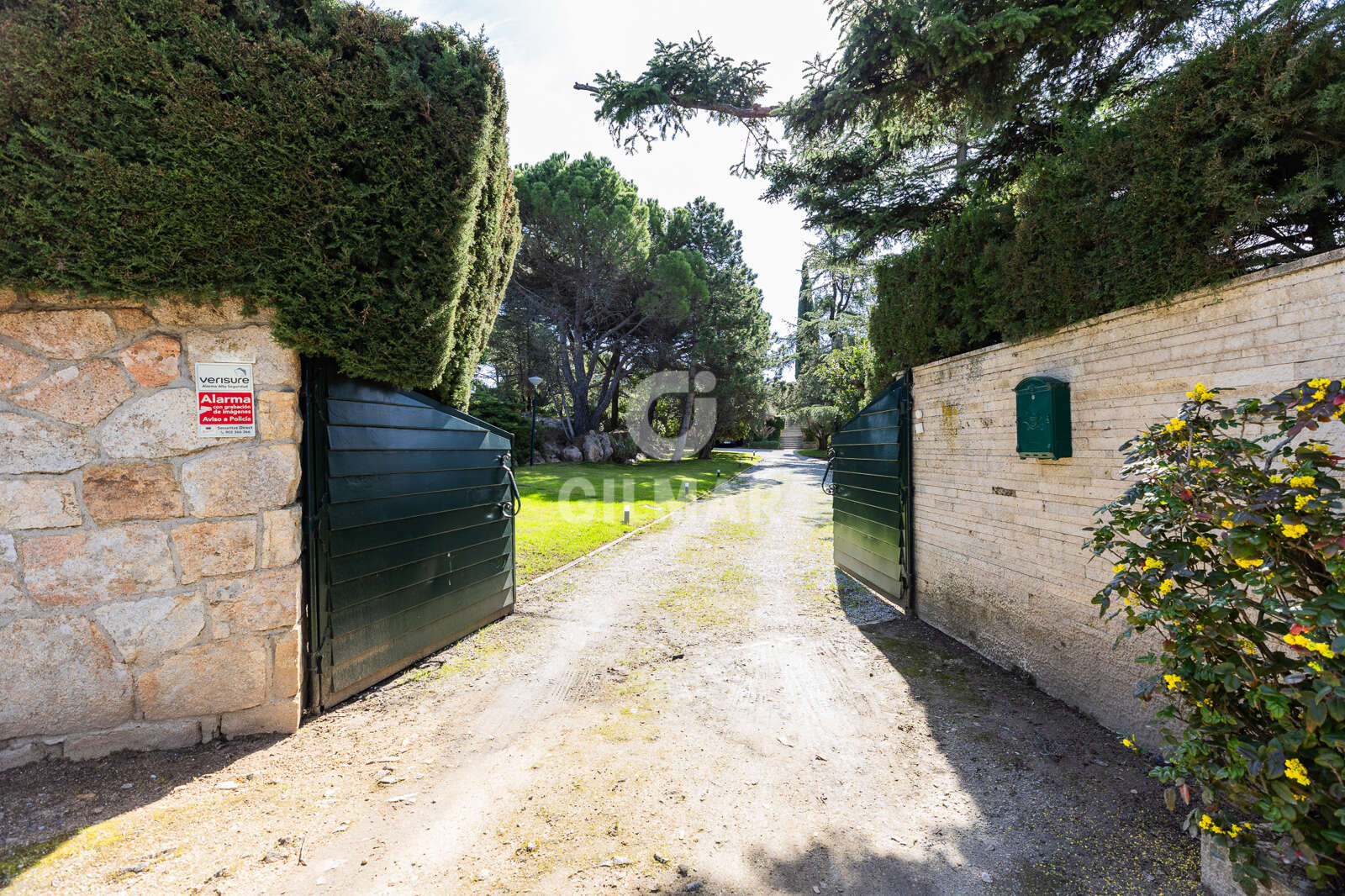 Property slider Gilmar