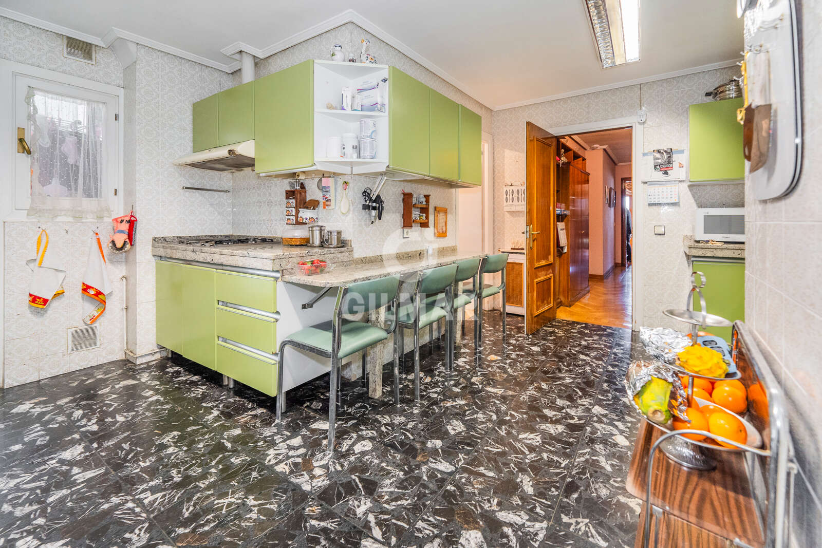 Property slider Gilmar