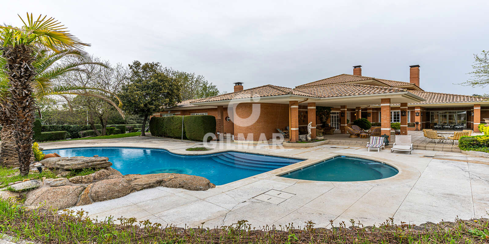 Property slider Gilmar