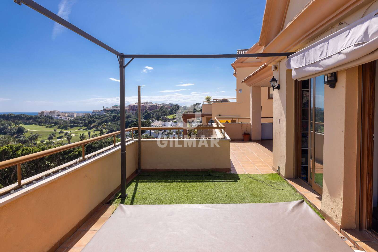 Property slider Gilmar