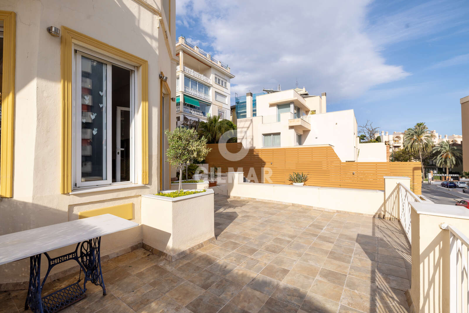 Property slider Gilmar