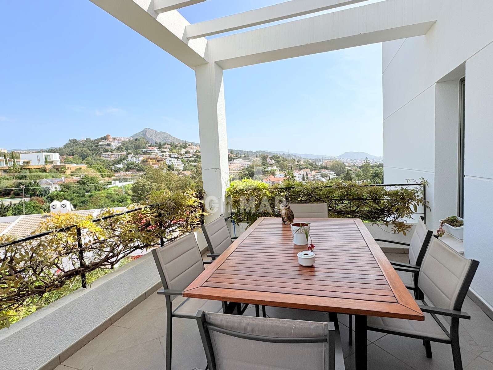Property slider Gilmar