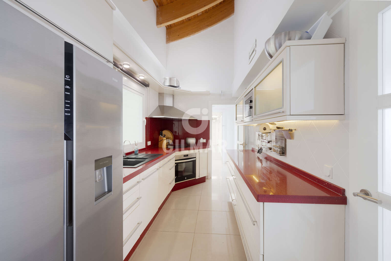 Property slider Gilmar