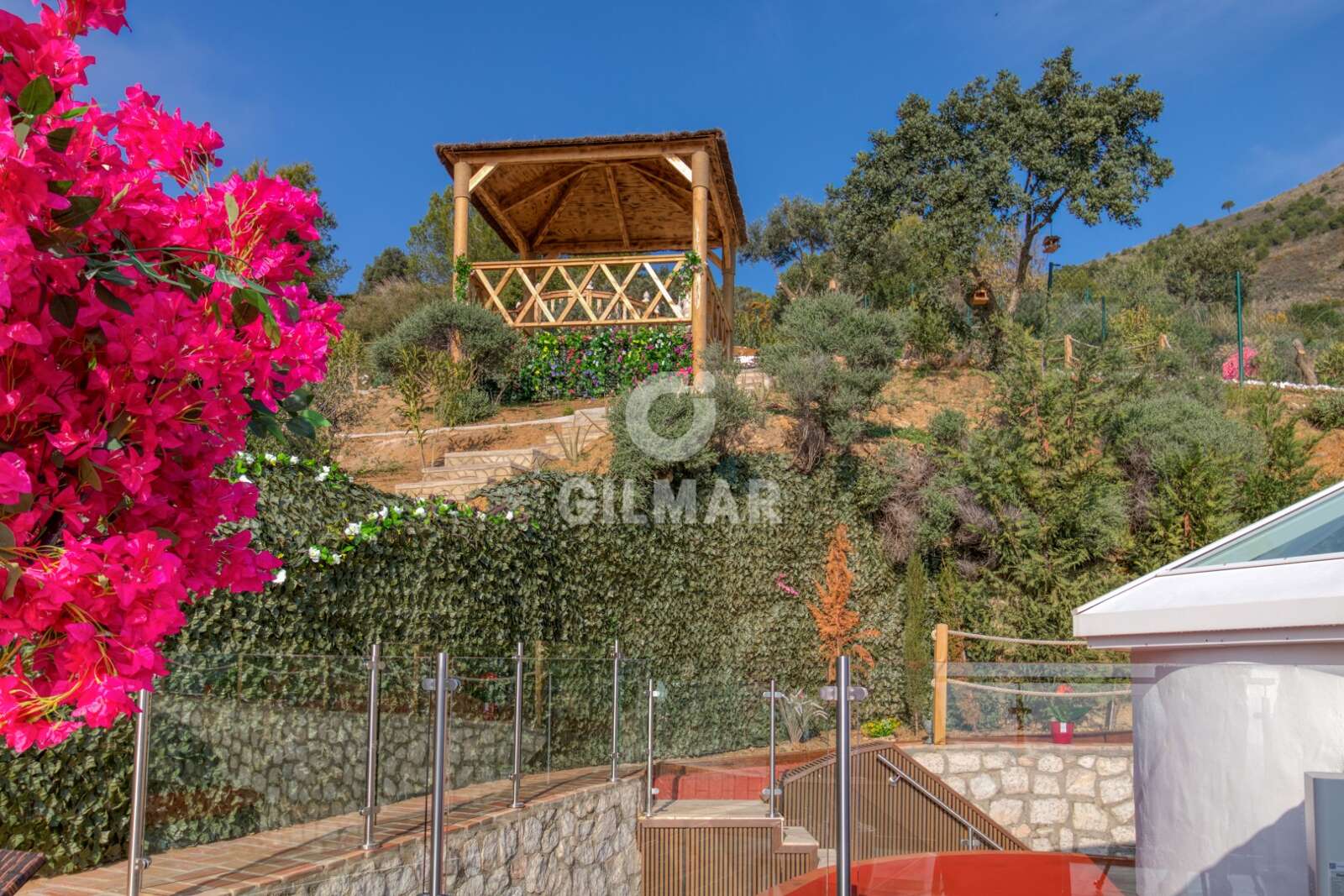 Property slider Gilmar