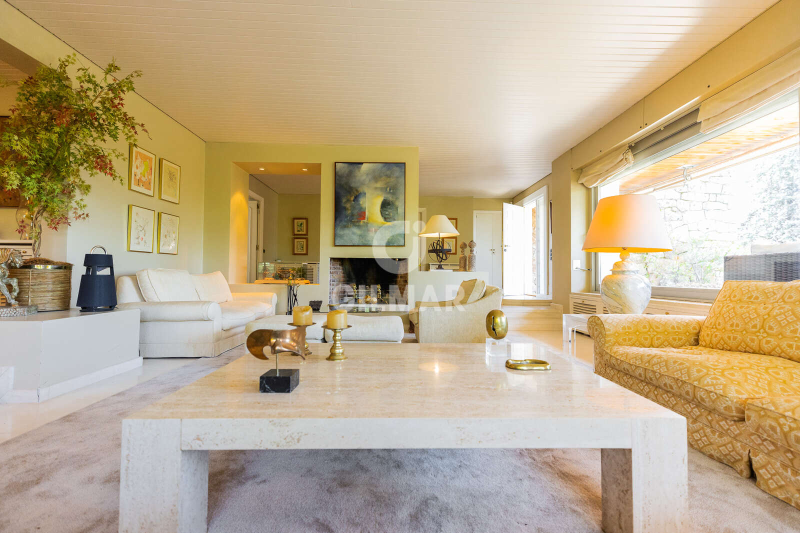 Property slider Gilmar