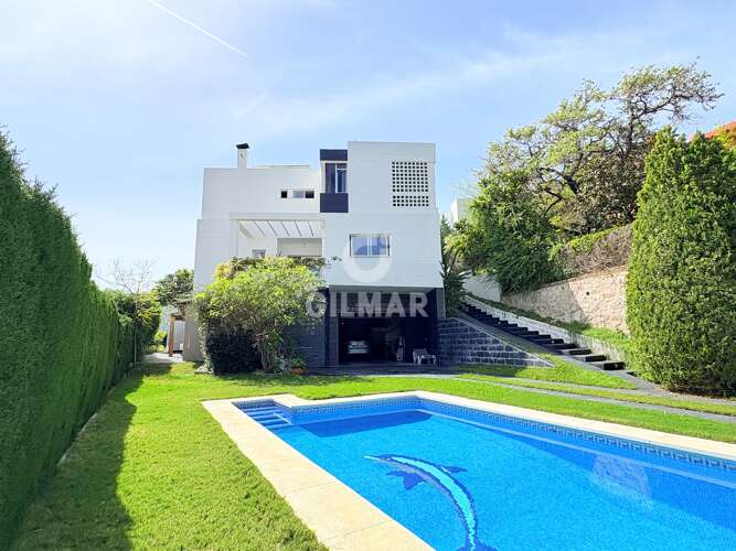 Villa for sale in Málaga Este – Málaga | Gilmar Consulting