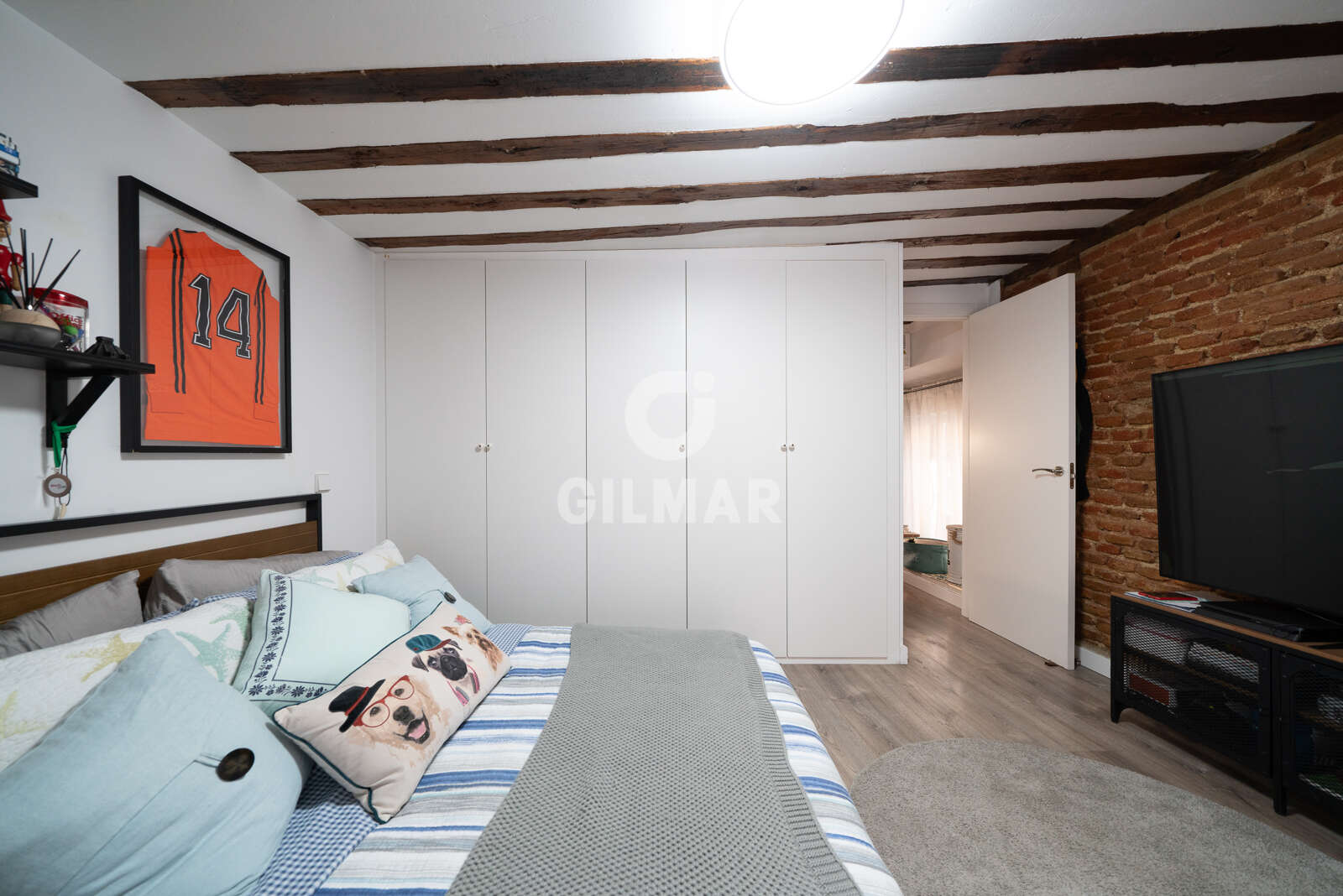 Property slider Gilmar
