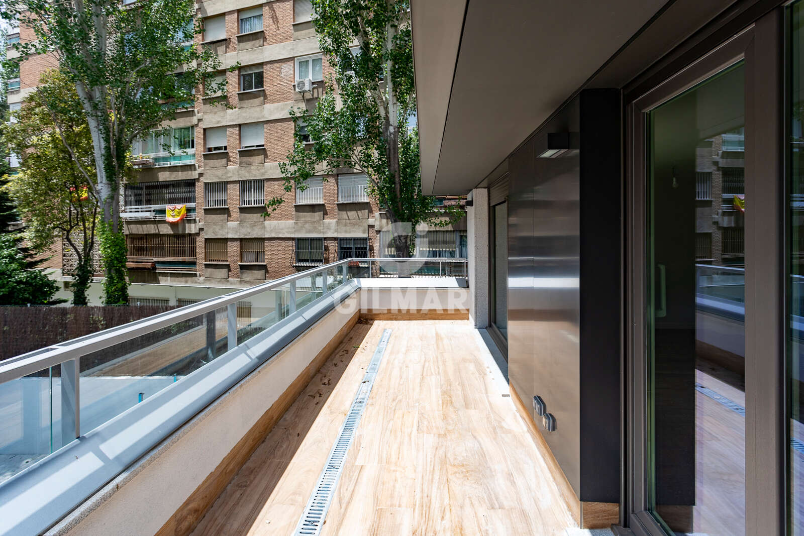 Property slider Gilmar