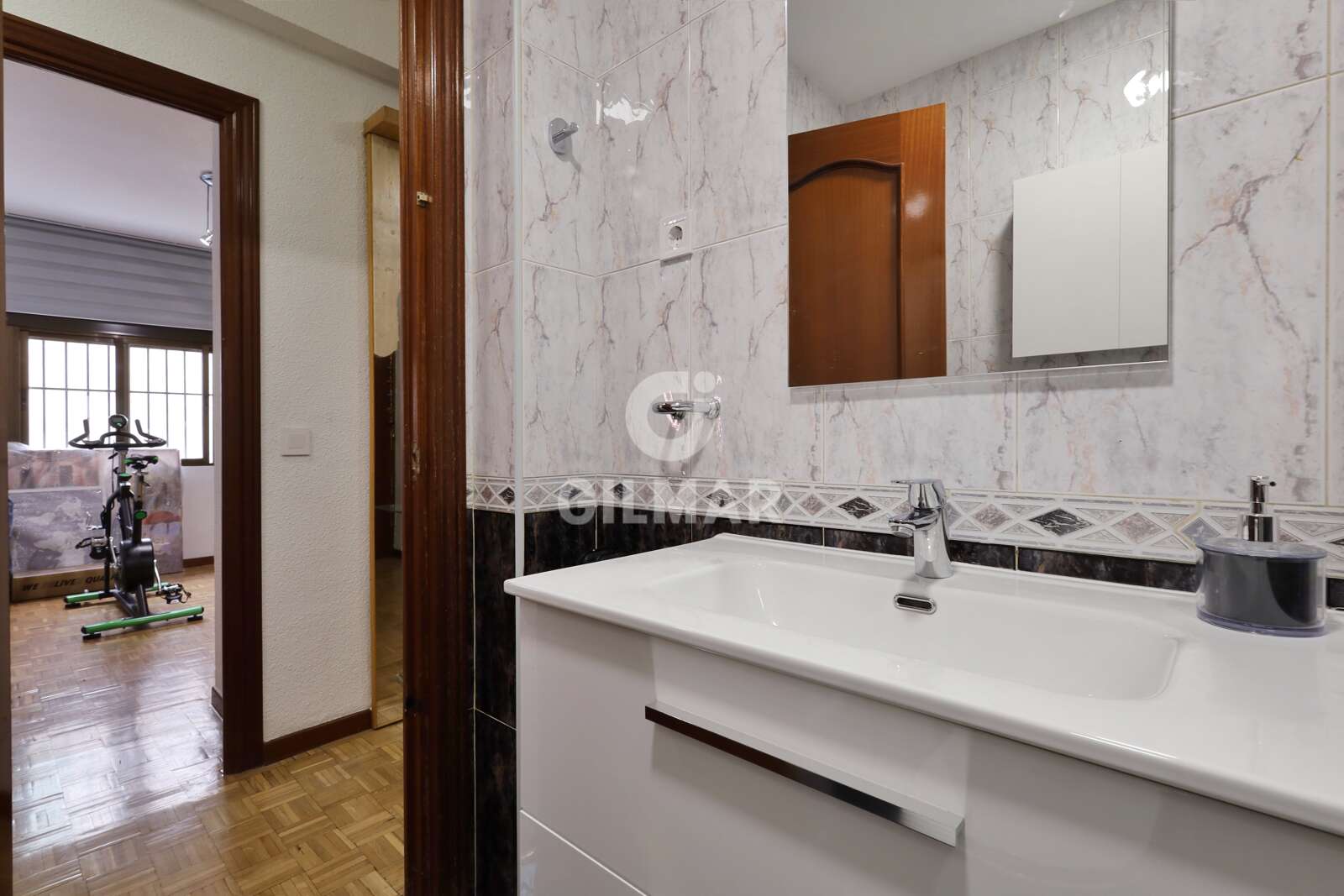 Property slider Gilmar