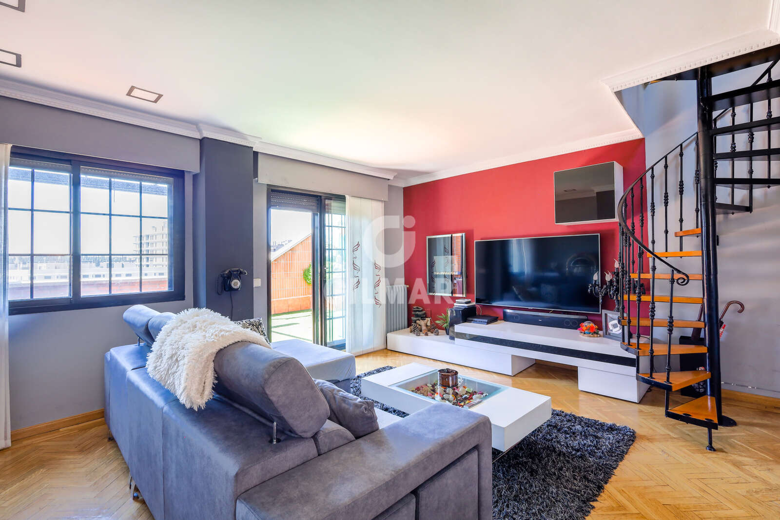 Property slider Gilmar