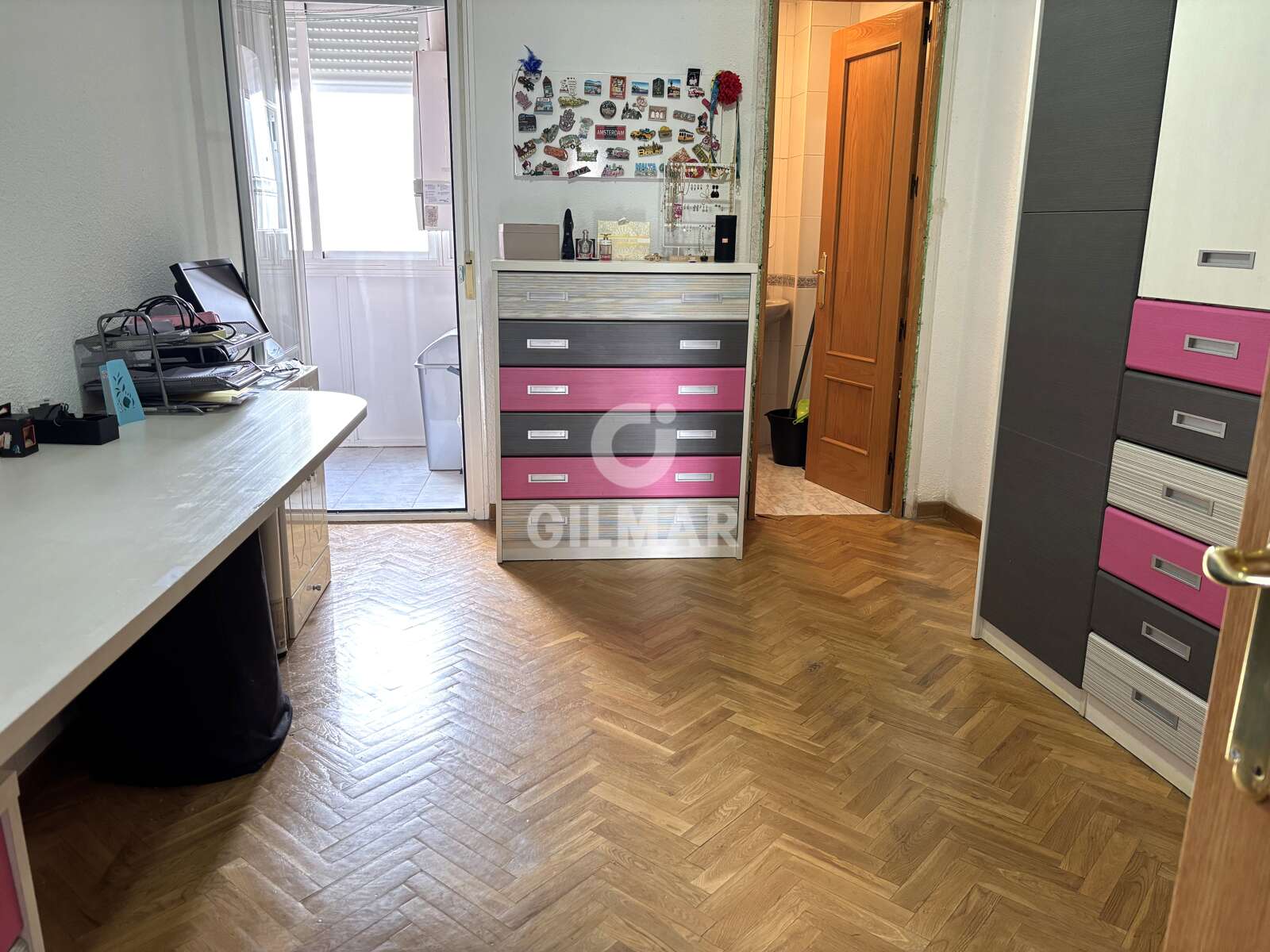 Property slider Gilmar