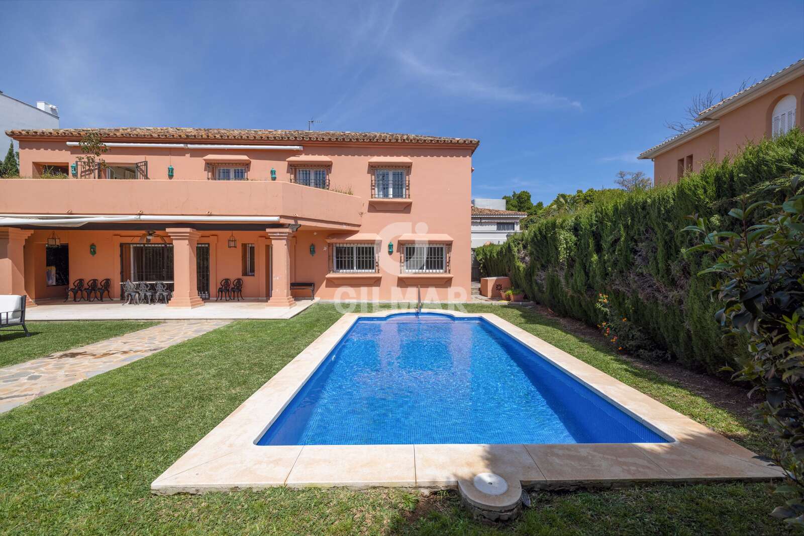 Property slider Gilmar