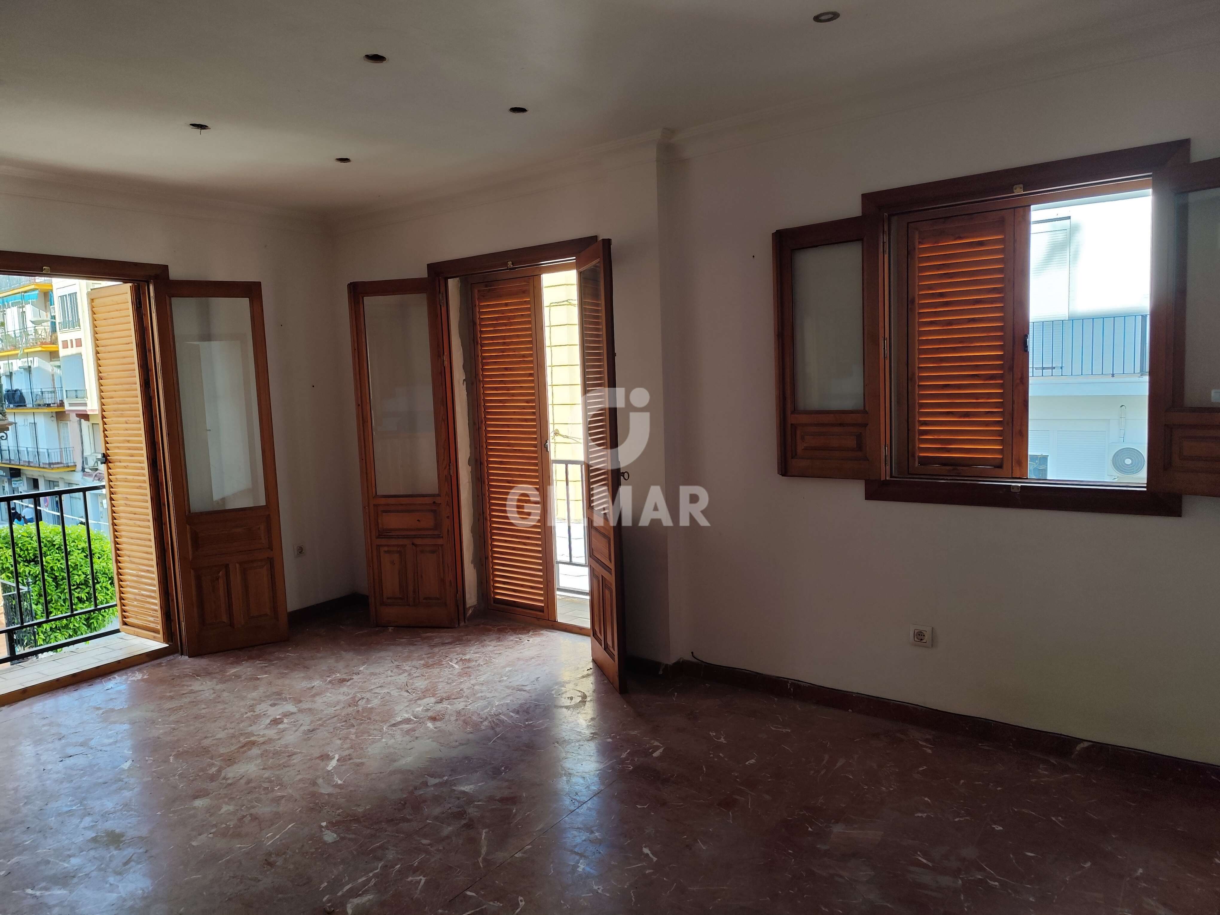properties images