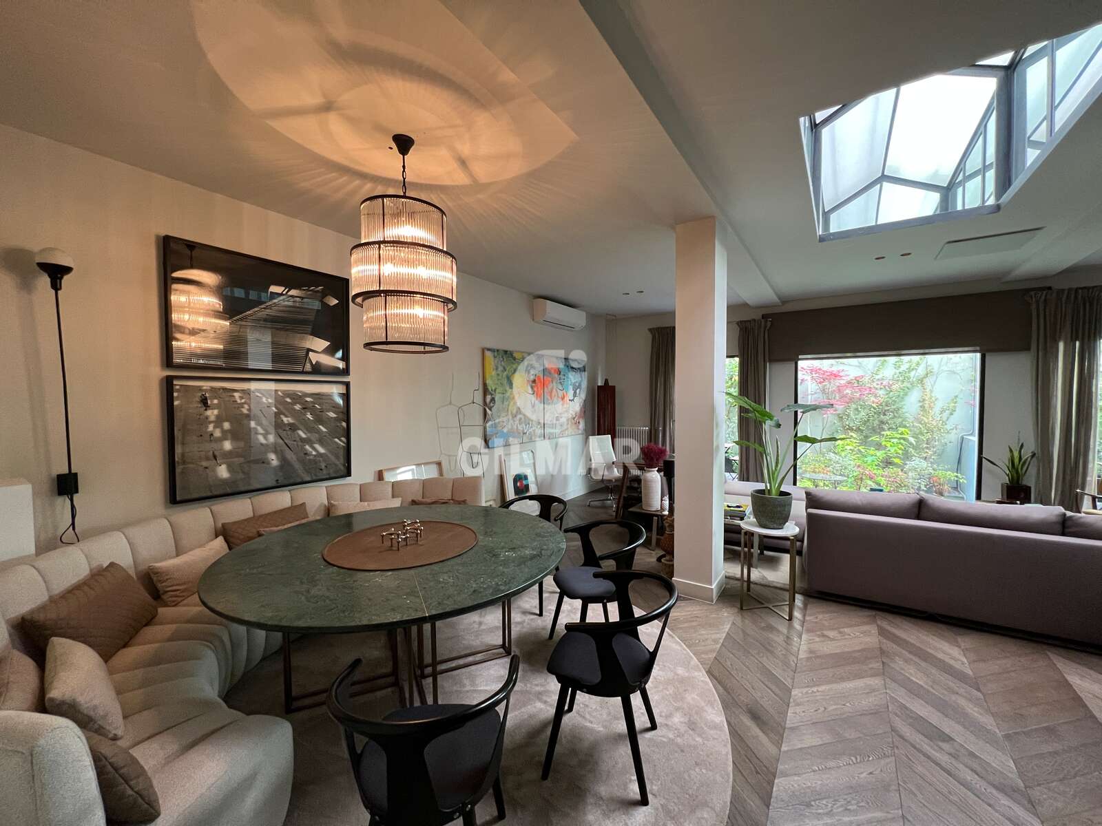 Property slider Gilmar
