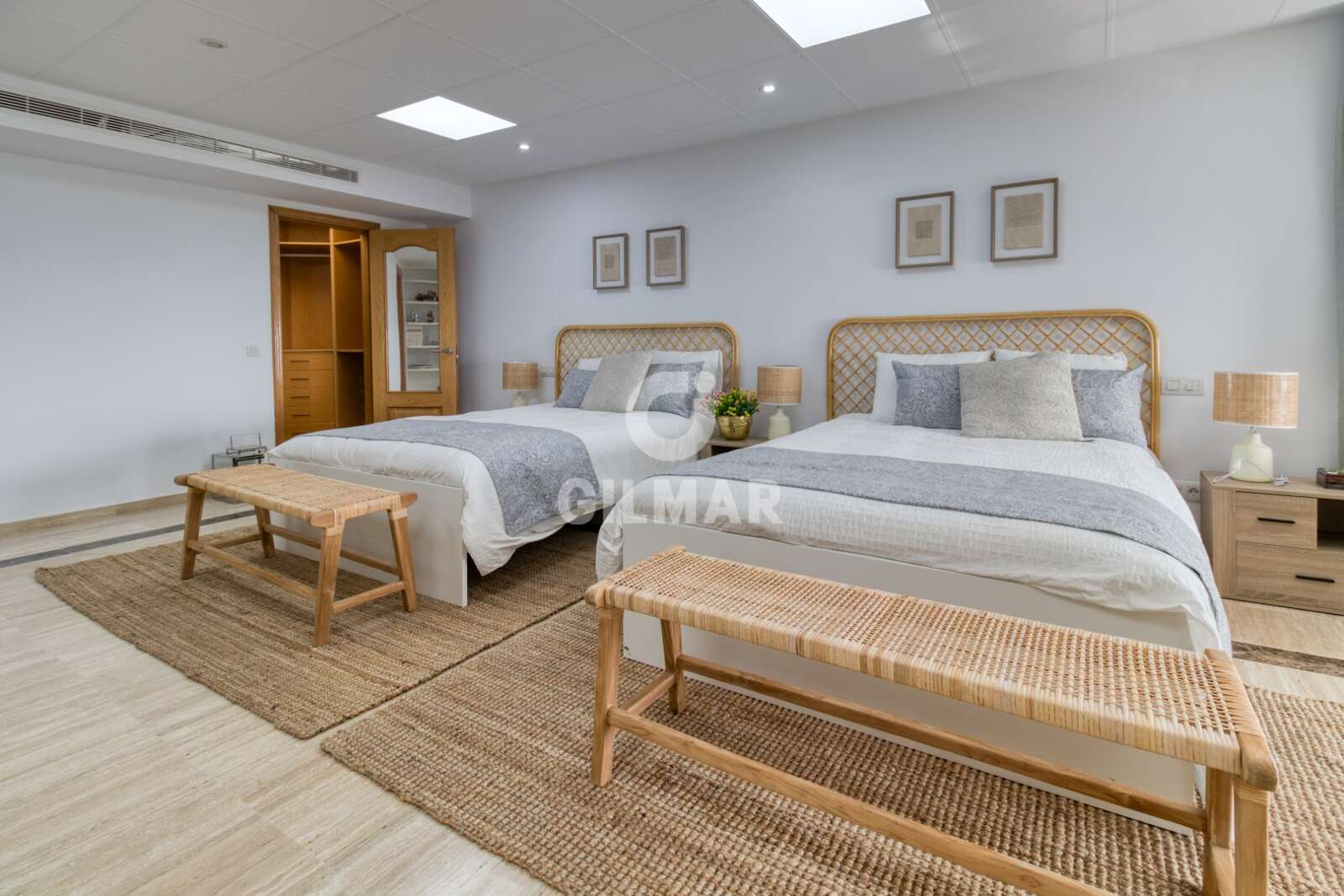 Property slider Gilmar