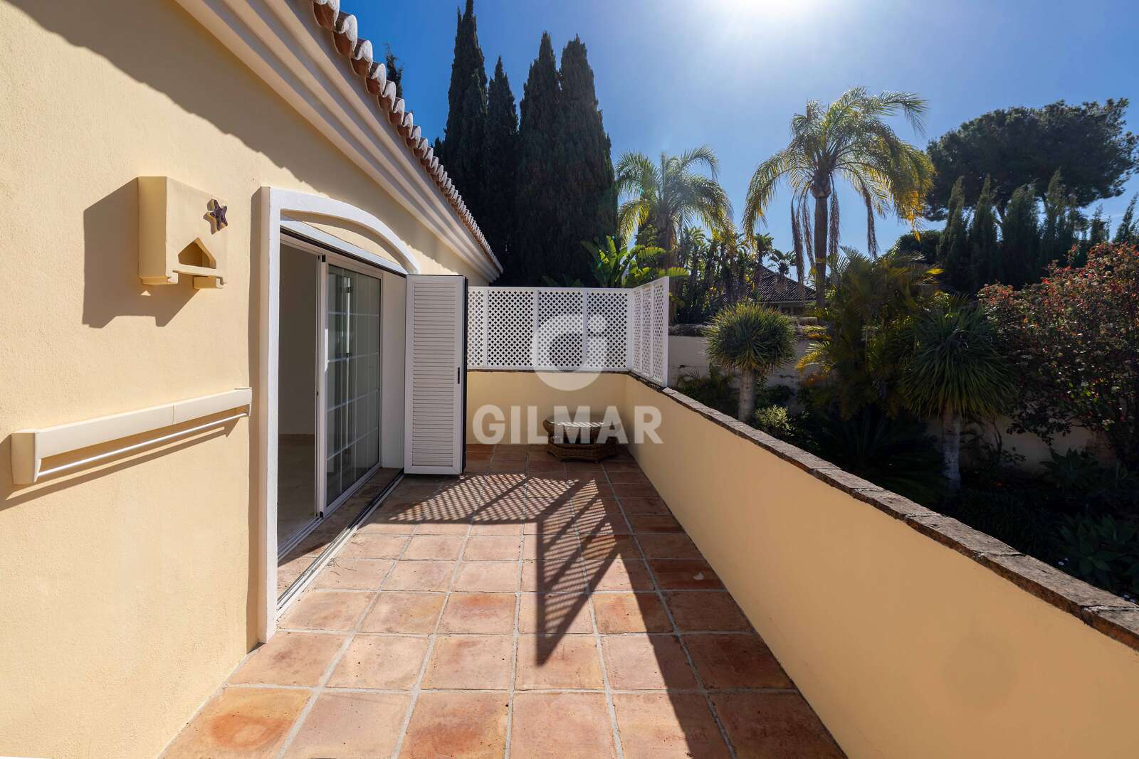 Property slider Gilmar