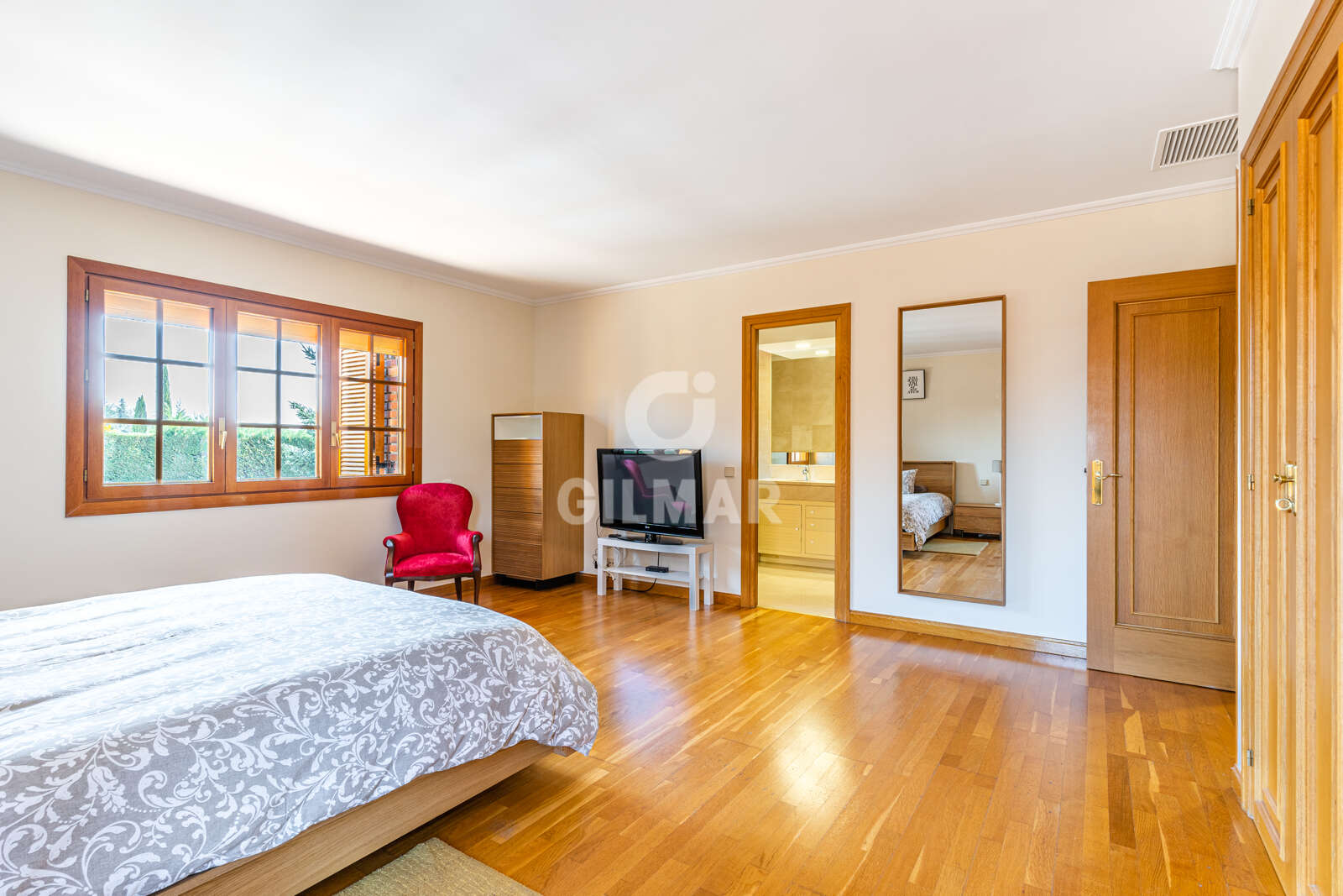 Property slider Gilmar