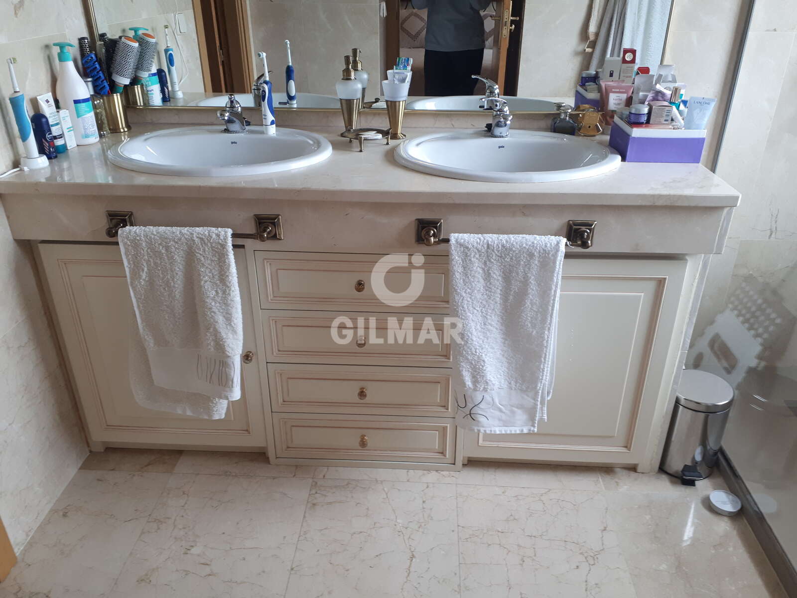 Property slider Gilmar