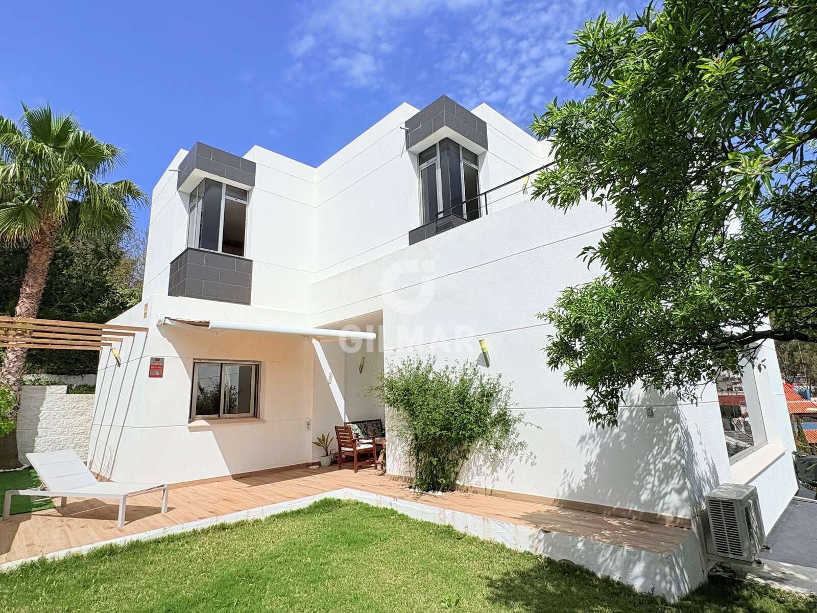 Property slider Gilmar