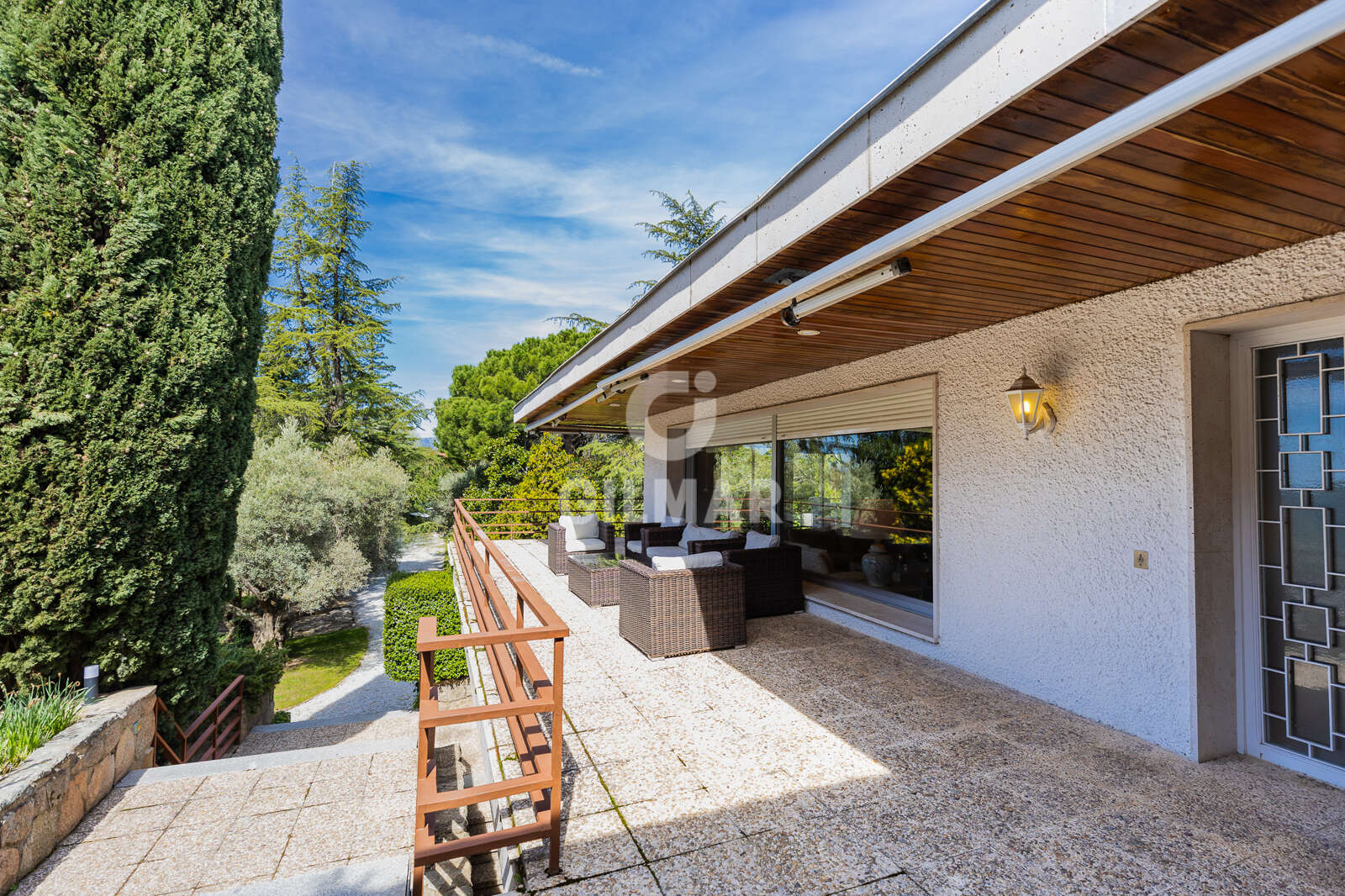 Property slider Gilmar
